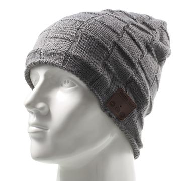 Chapeau chaud d\'hiver en tricot à motif quadrillé avec écouteurs et microphone Bluetooth sans fil intégrés - Gris foncé