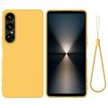 Coque Sony Xperia 1 VII en silicone liquide avec dragonne - Jaune