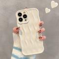 Coque iPhone 15 Pro 3D Linear Wavy - Blanche