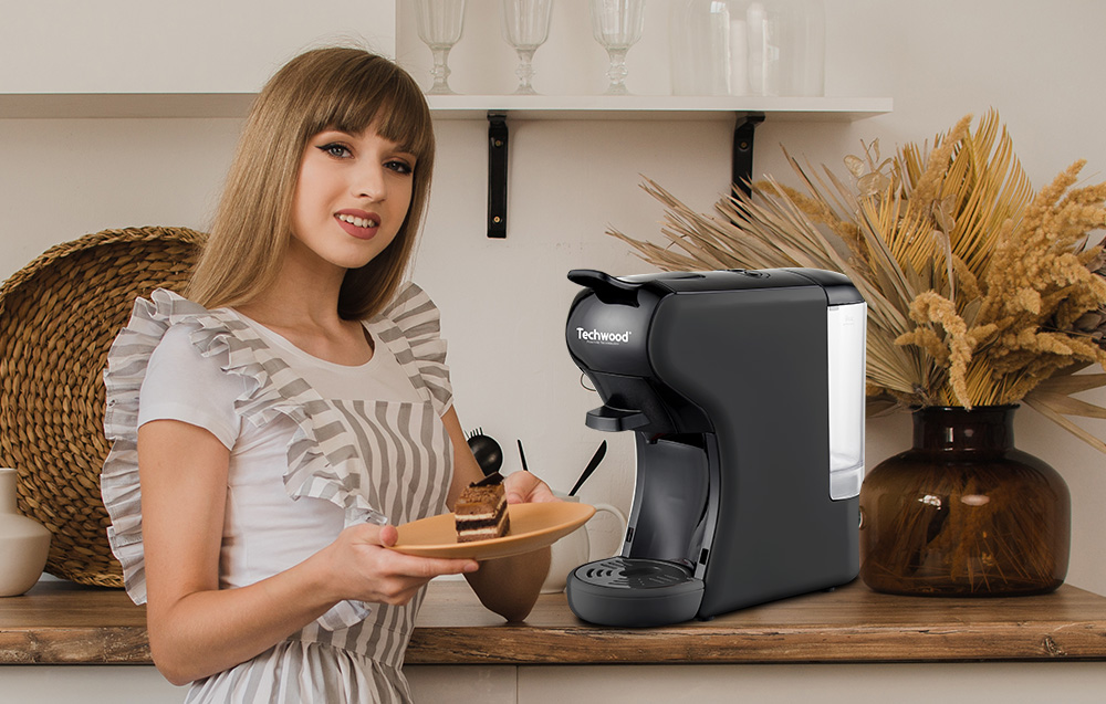 Techwood TCA-196N Cafetière à capsules - noir